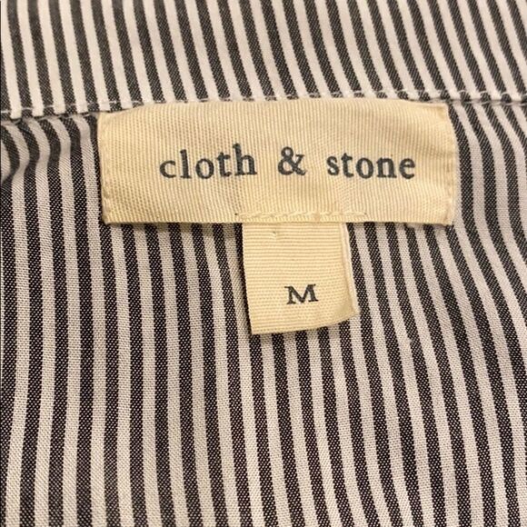 Cloth & Stone Stripe Flare Sleeve Button Down Top Size Medium - Picture 6 of 6